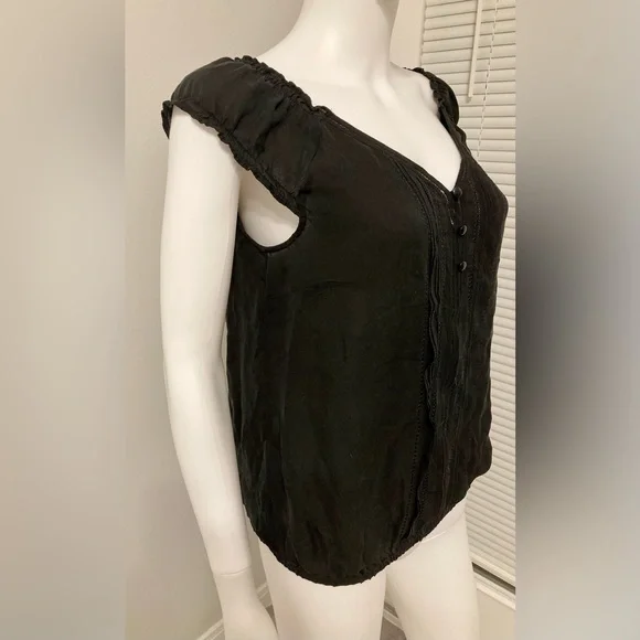 White House black market black silk shirt short sleeve button embroidered SZ- M - Picture 2 of 7